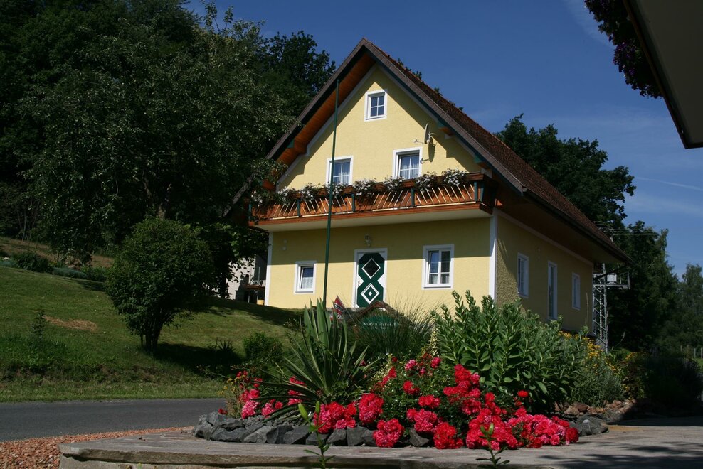 Monteur-Zimmer - Preis pro Nacht - Loipersdorf bei Fürstenfeld - Gästezimmer Frühwirth