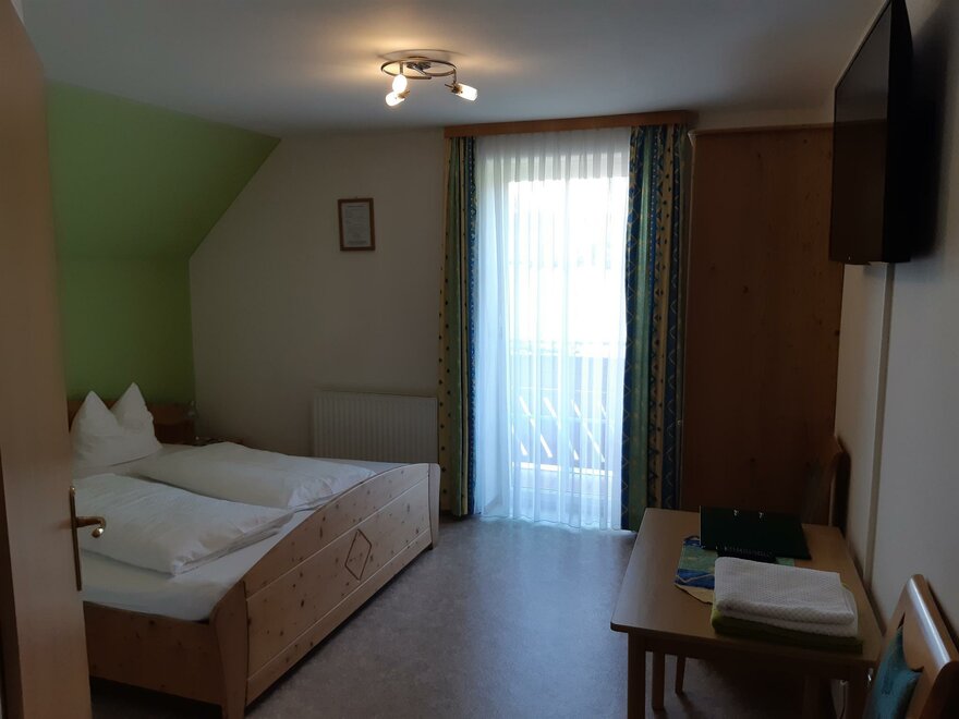 Monteur-Zimmer - Preis pro Nacht - Loipersdorf bei Fürstenfeld - Gästezimmer Frühwirth