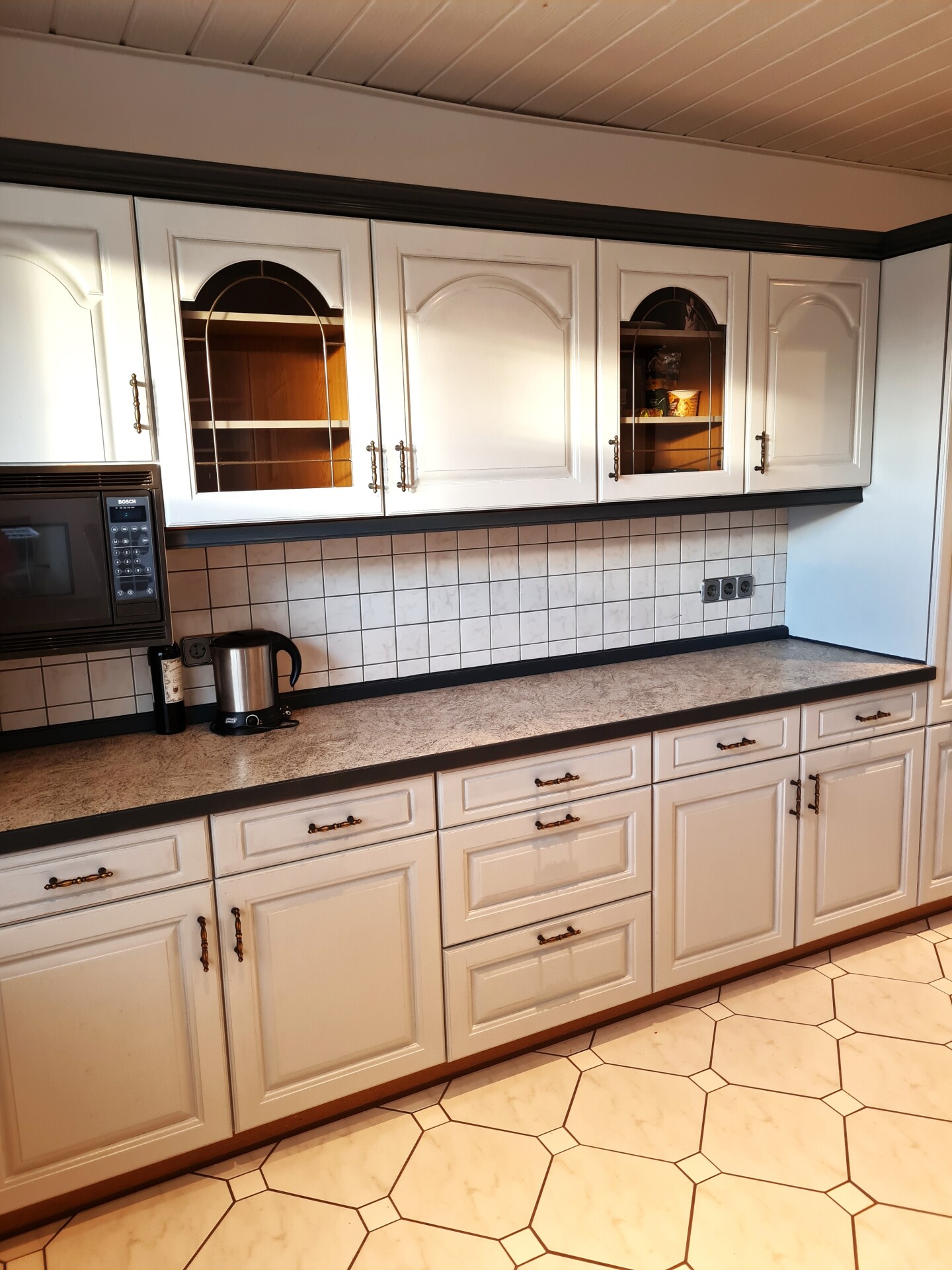 MonteurZimmer: Gästezimmer in Barnten. Mit Balkon oder Terrasse. Tel.+49 162 9827789