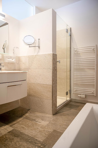 MonteurZimmer: Winzerzimmer Scharl