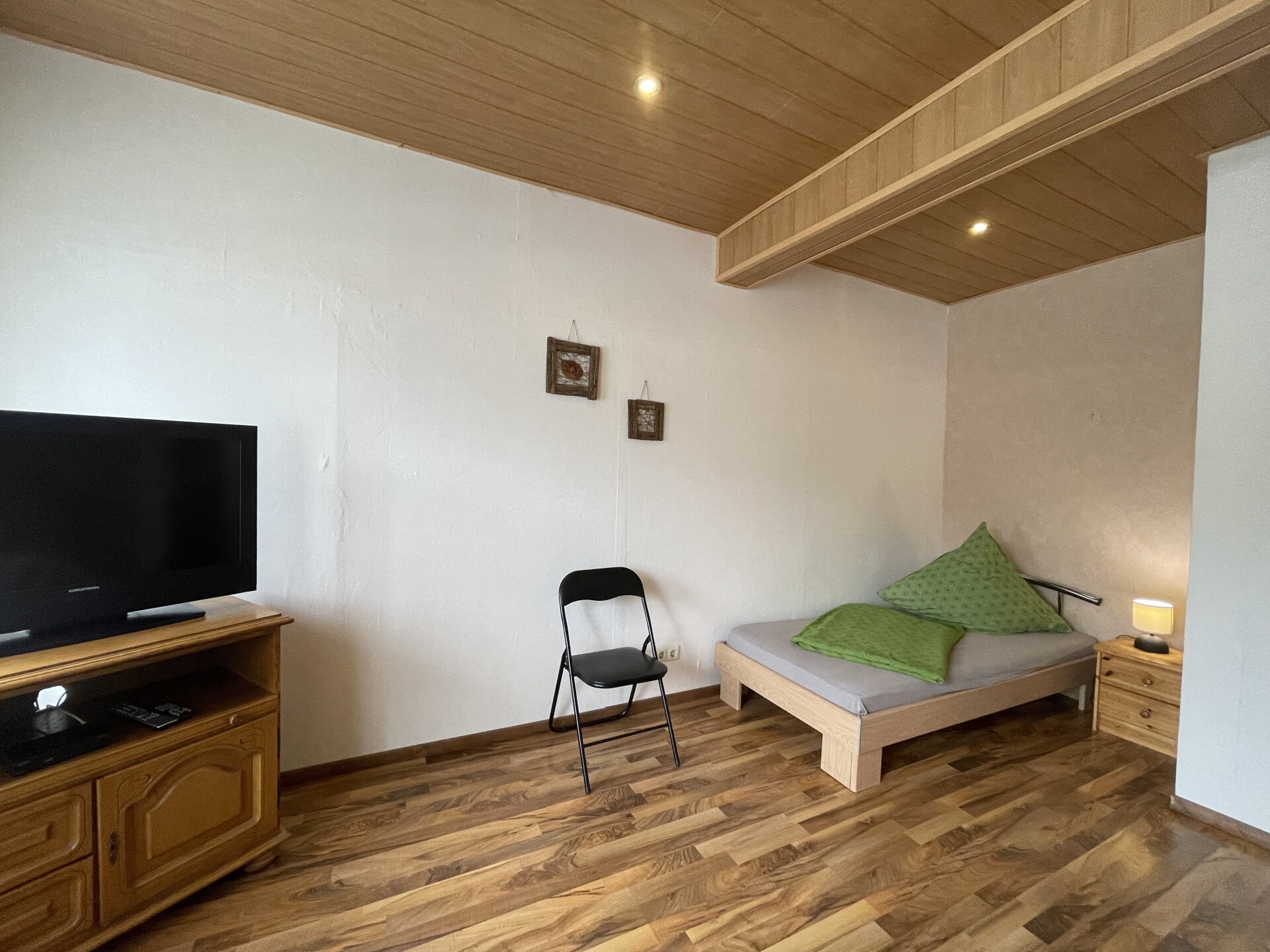 Monteur-Zimmer - Preis pro Nacht - Algermissen - Monteurzimmer Vater