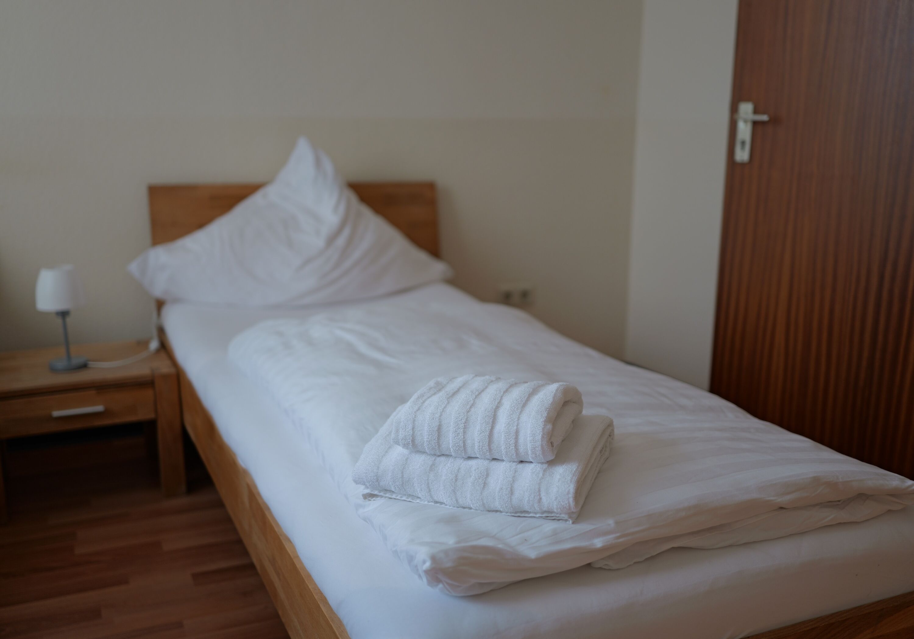 Monteur-Zimmer - Preis pro Nacht - Algermissen - Hotel Milano