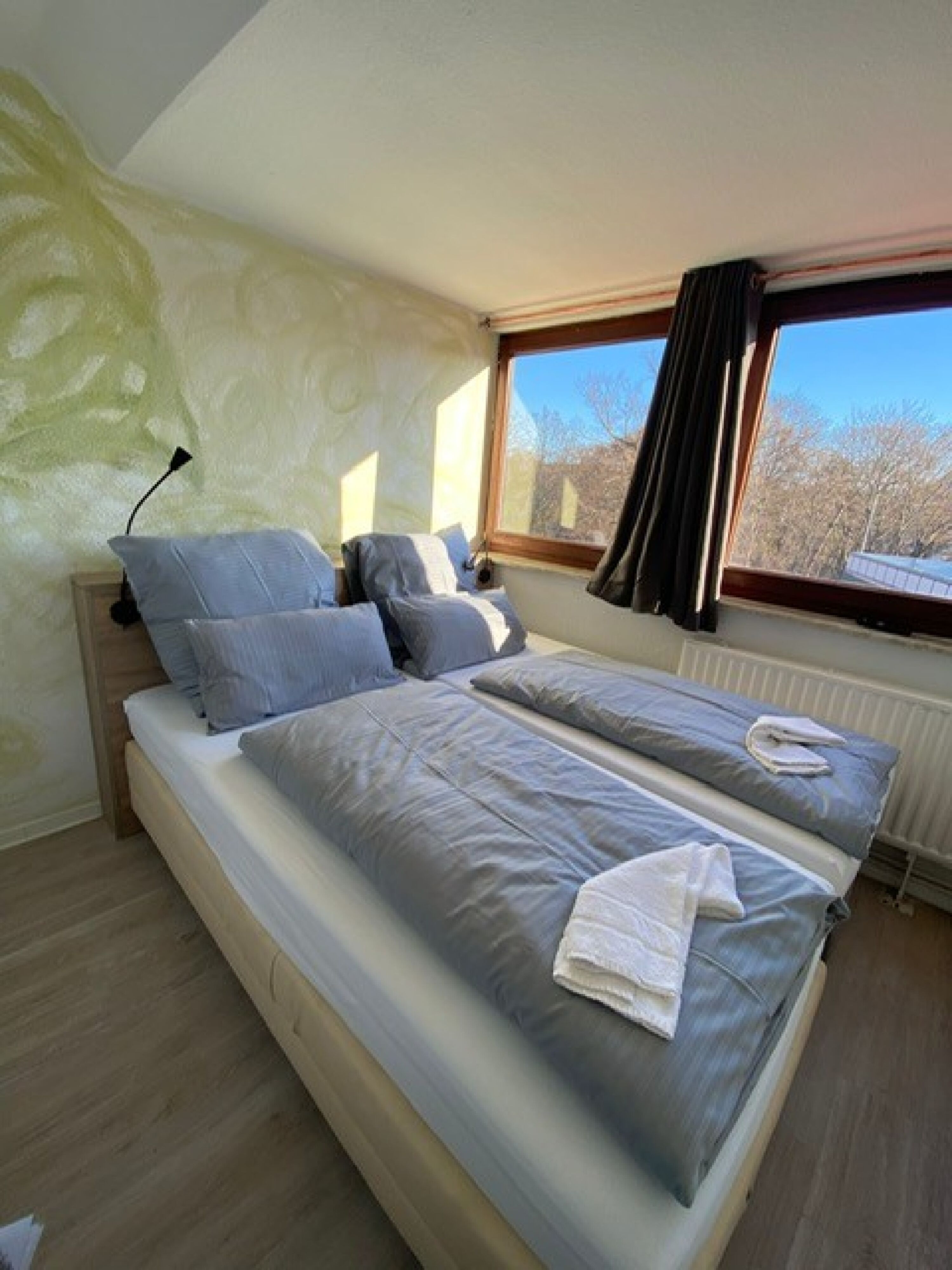 MonteurZimmer: HILDESHEIM APARTMENTS | Nähe HBF | Top Anbindung zur A7