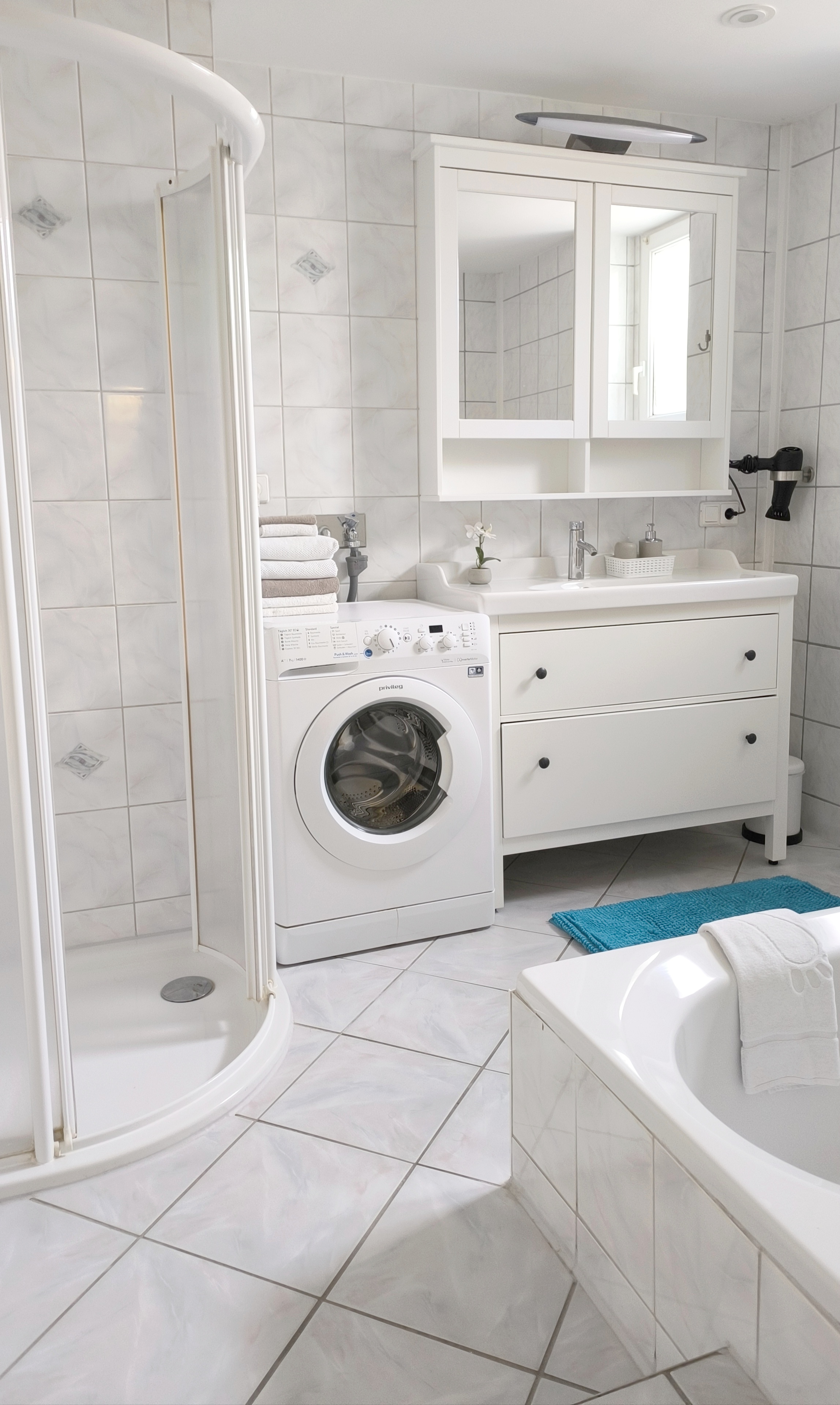 Monteur-Zimmer - Einzelbetten - 4-Zimmer Haus in Leipzig in der Nähe Porschewerk BMW Werkleipzig