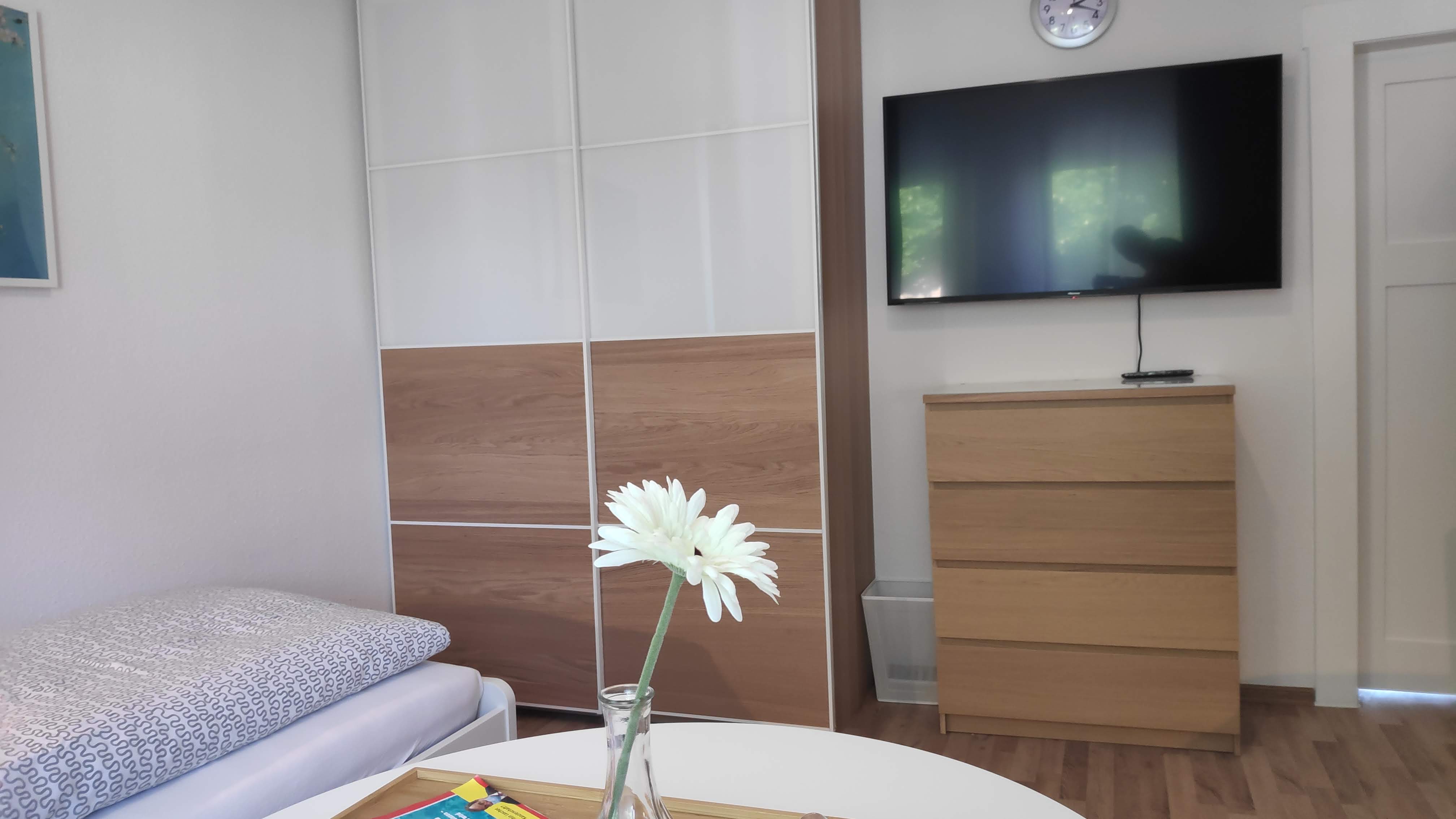 MonteurZimmer: 4-Zimmer Haus in Leipzig in der Nähe Porschewerk BMW Werkleipzig