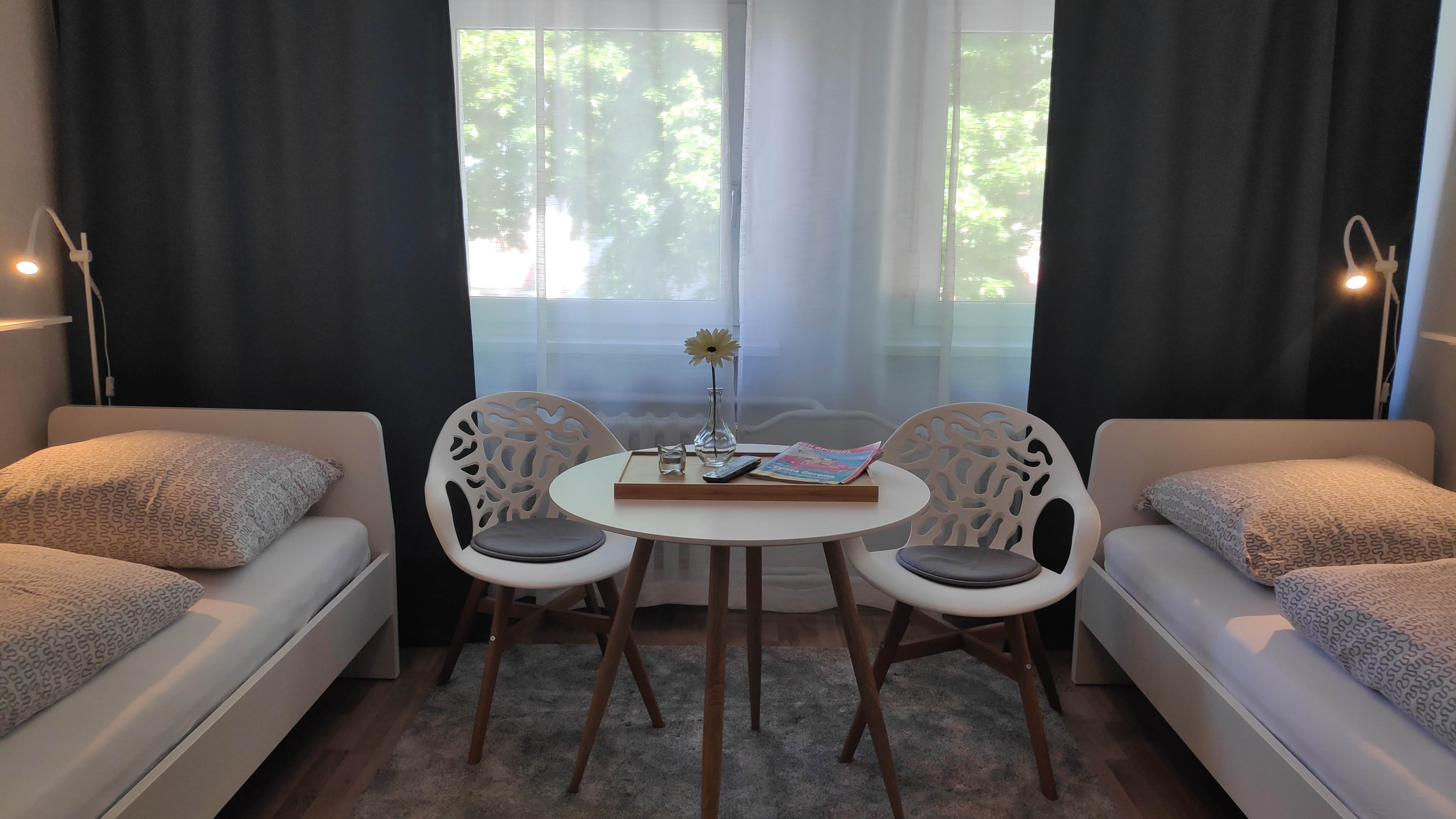 MonteurZimmer: 4-Zimmer Haus in Leipzig in der Nähe Porschewerk BMW Werkleipzig