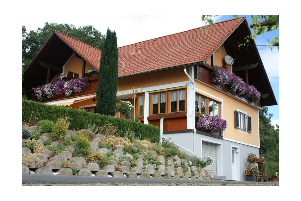 MonteurZimmer: Haus am Steinriegl