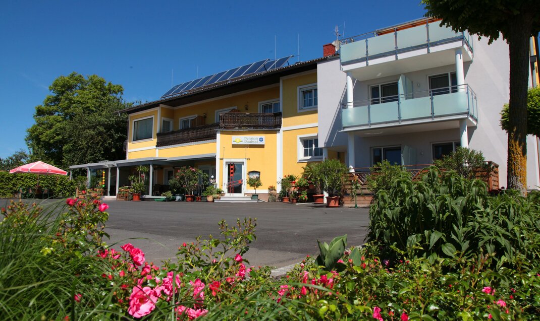 Monteur-Zimmer - Herd - Oberdrosen - Hotel & Frühstückspension Raabtal  - Pension Raabtal