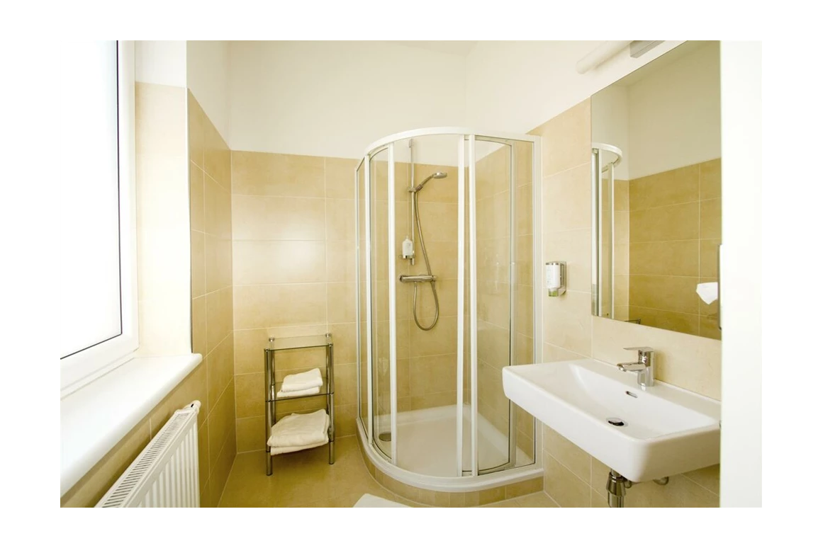 MonteurZimmer: Lava Inn