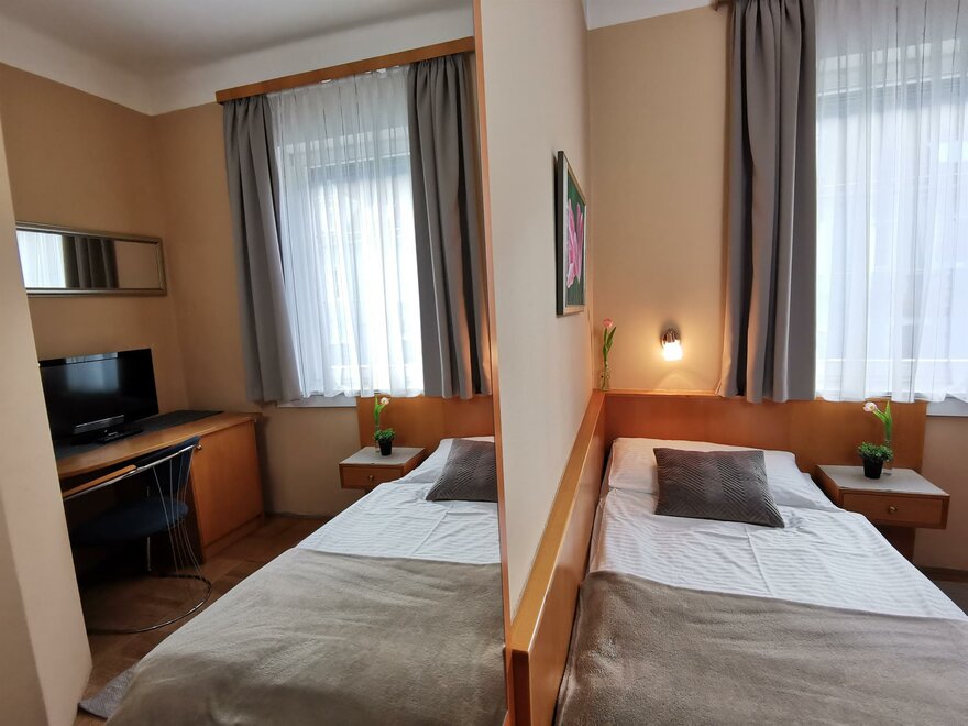 Monteur-Zimmer - Preis pro Nacht - Loipersdorf bei Fürstenfeld - Hödl - Kaplan***