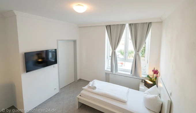 Monteur-Zimmer - München - Pension guenstigschlafen24.de - Verdistr. 131