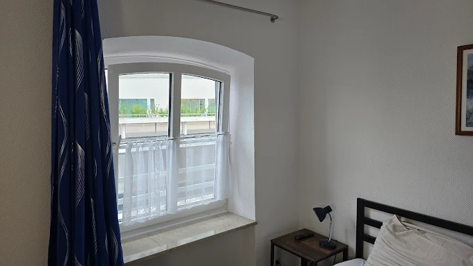 Monteur-Zimmer - München - Pension Locarno