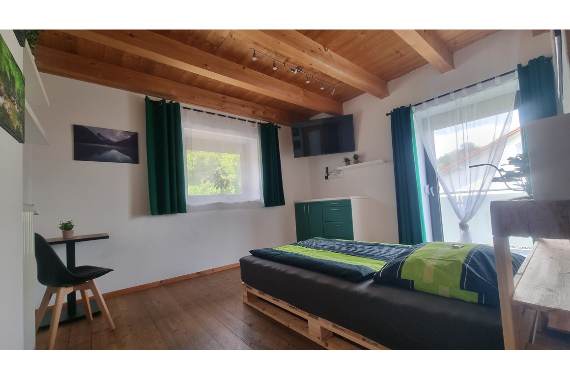 Monteur-Zimmer - Mattighofen - Haus Alpenblick in 84359 Simbach am Inn