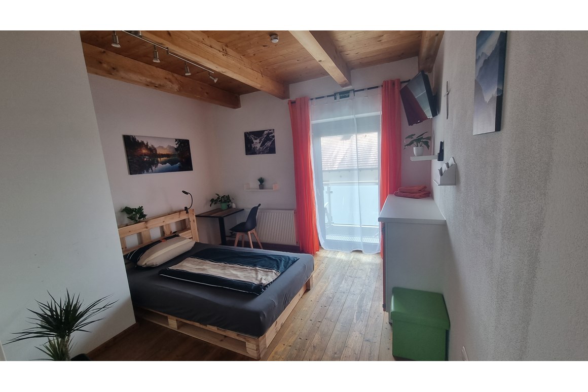 Monteur-Zimmer - Mattighofen - Haus Alpenblick in 84359 Simbach am Inn