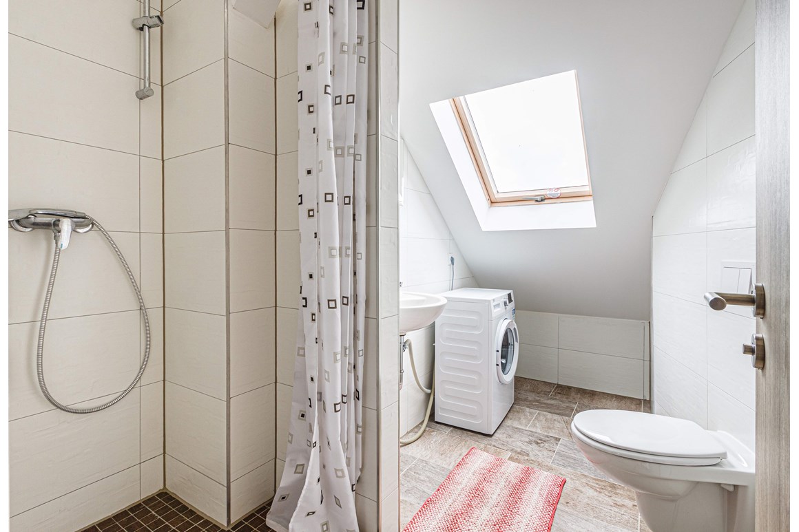 Monteur-Zimmer - München - EINZELBETTEN KÜCHE WASCHMASCHINE BAD IN MÜNCHEN GÜNSTIG