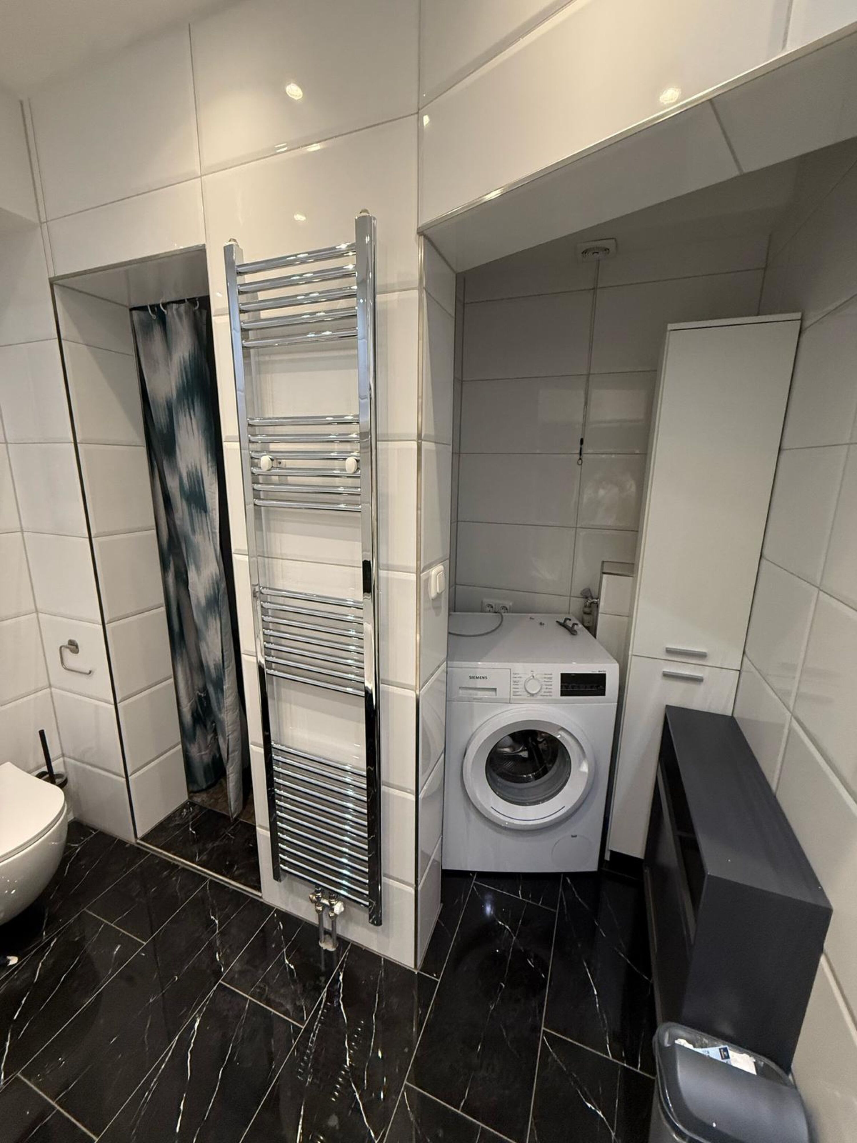 Monteur-Zimmer - München - Großzügiges Haus mit Garten separater 2-Zimmer-Wohnung