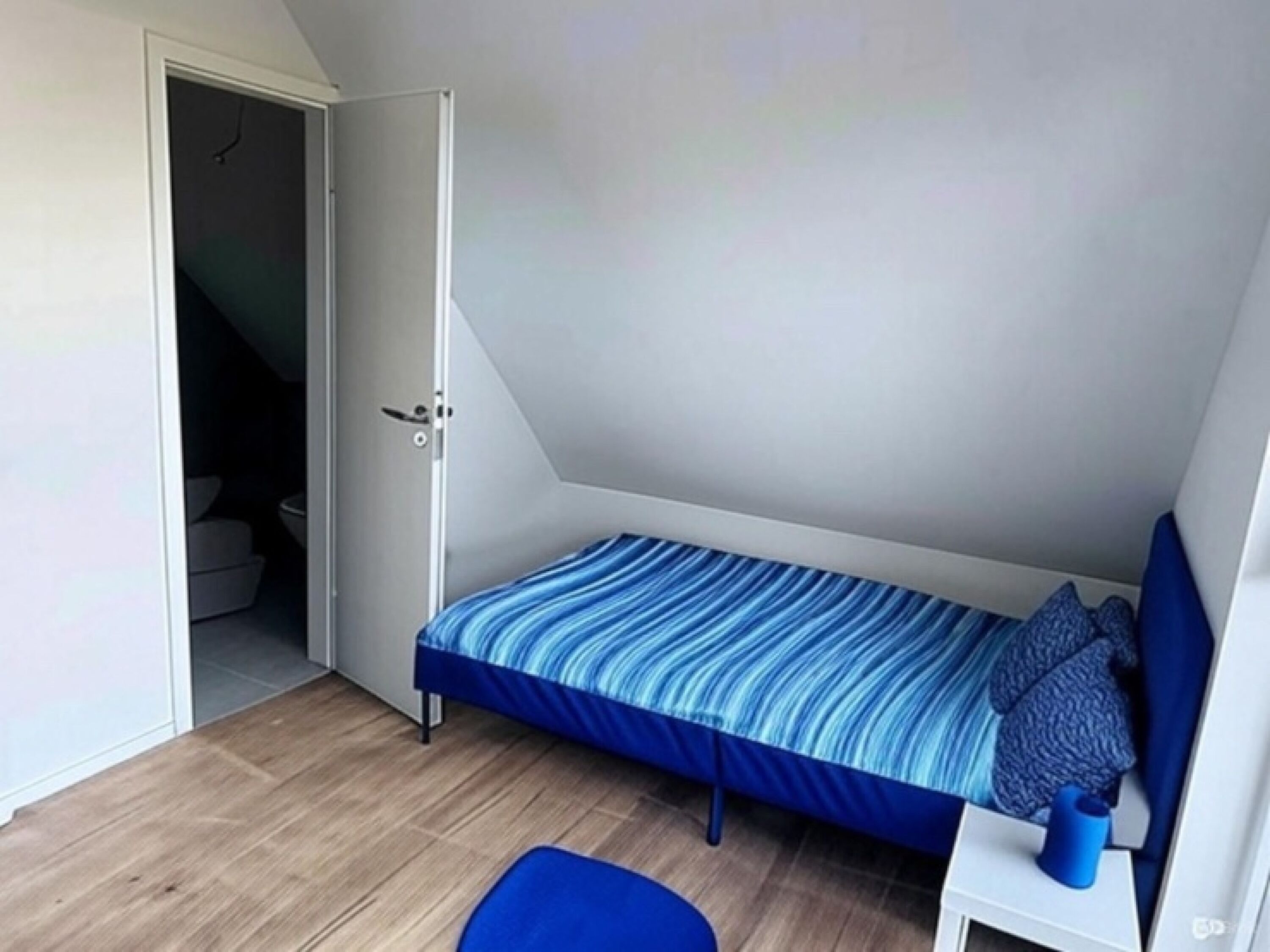 Monteur-Zimmer - München - WG gesucht? Erstbezug in München Allach-Untermenzing