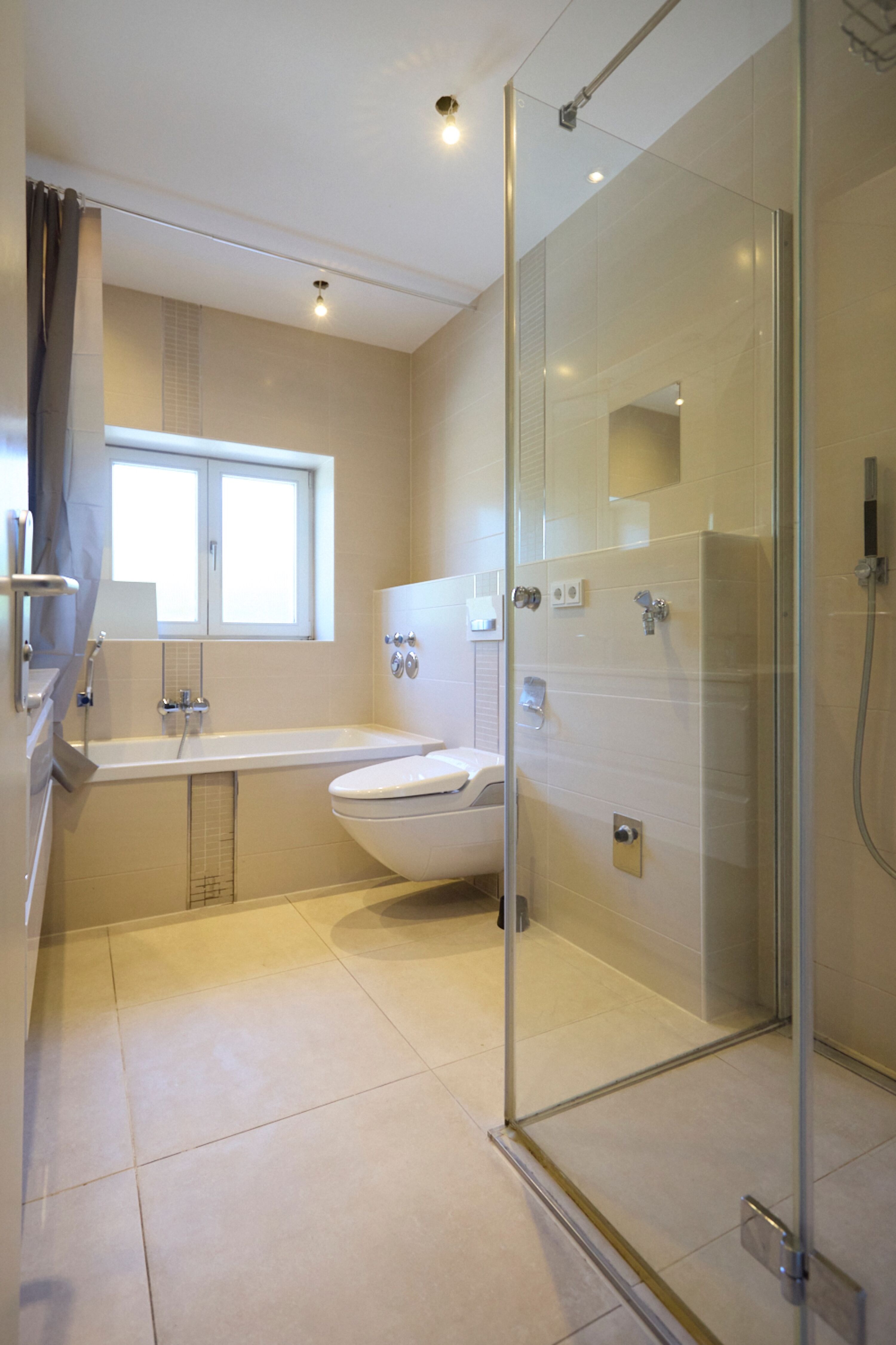 Monteur-Zimmer - München - Zentrales Wohnen in München mit Garten