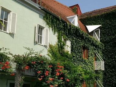 MonteurZimmer: Fam. Kossär - Proviantshaus zu Radkersburg