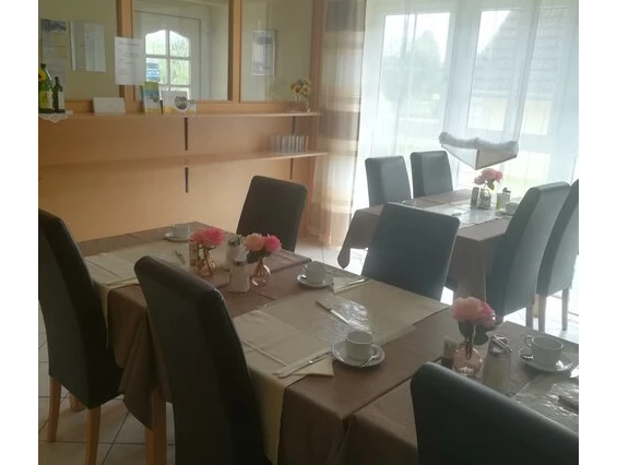 MonteurZimmer: Claudia Krobath