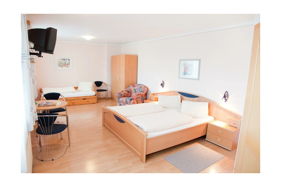 MonteurZimmer: Thermenpension Gigler