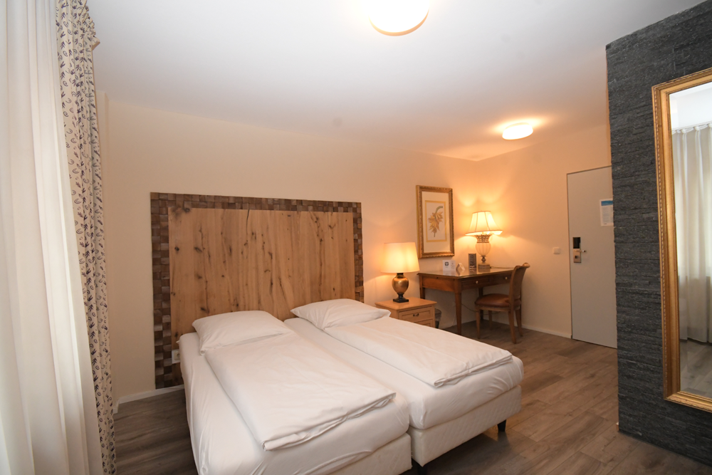 Monteur-Zimmer - Regensburg - Gästehaus Bavaria - Pension Regensburg - Pension Regensburg - Gästezimmer Regensburg