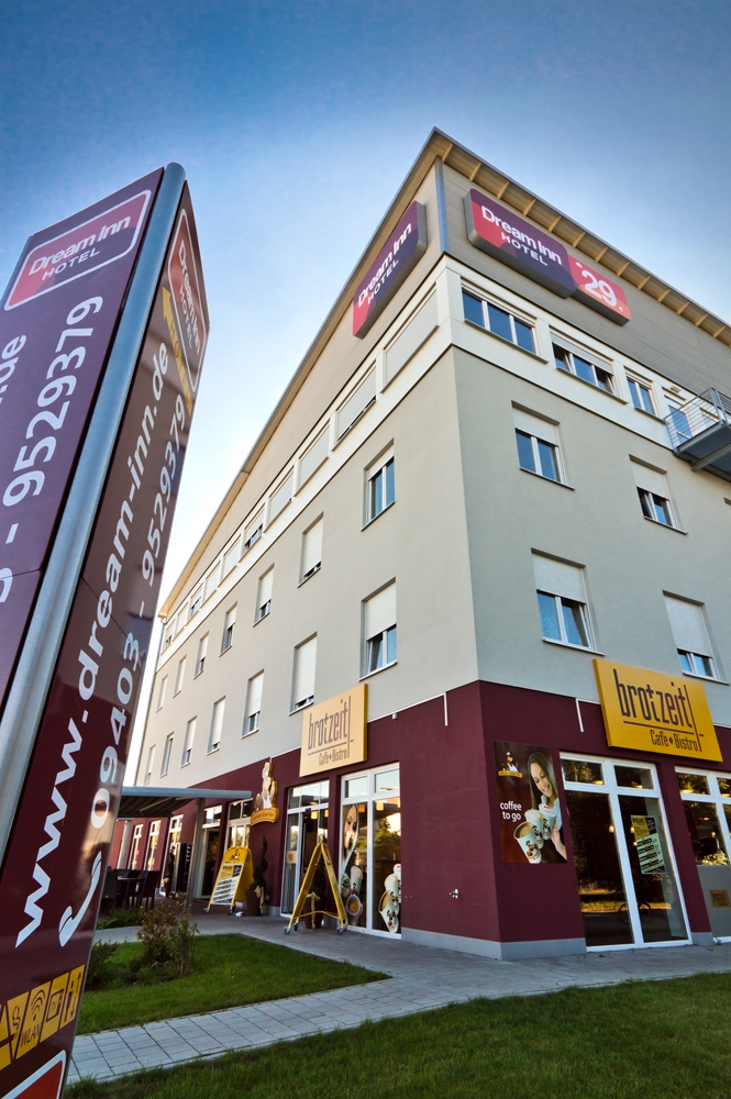 Monteur-Zimmer - Regensburg - Dream Inn Hotel