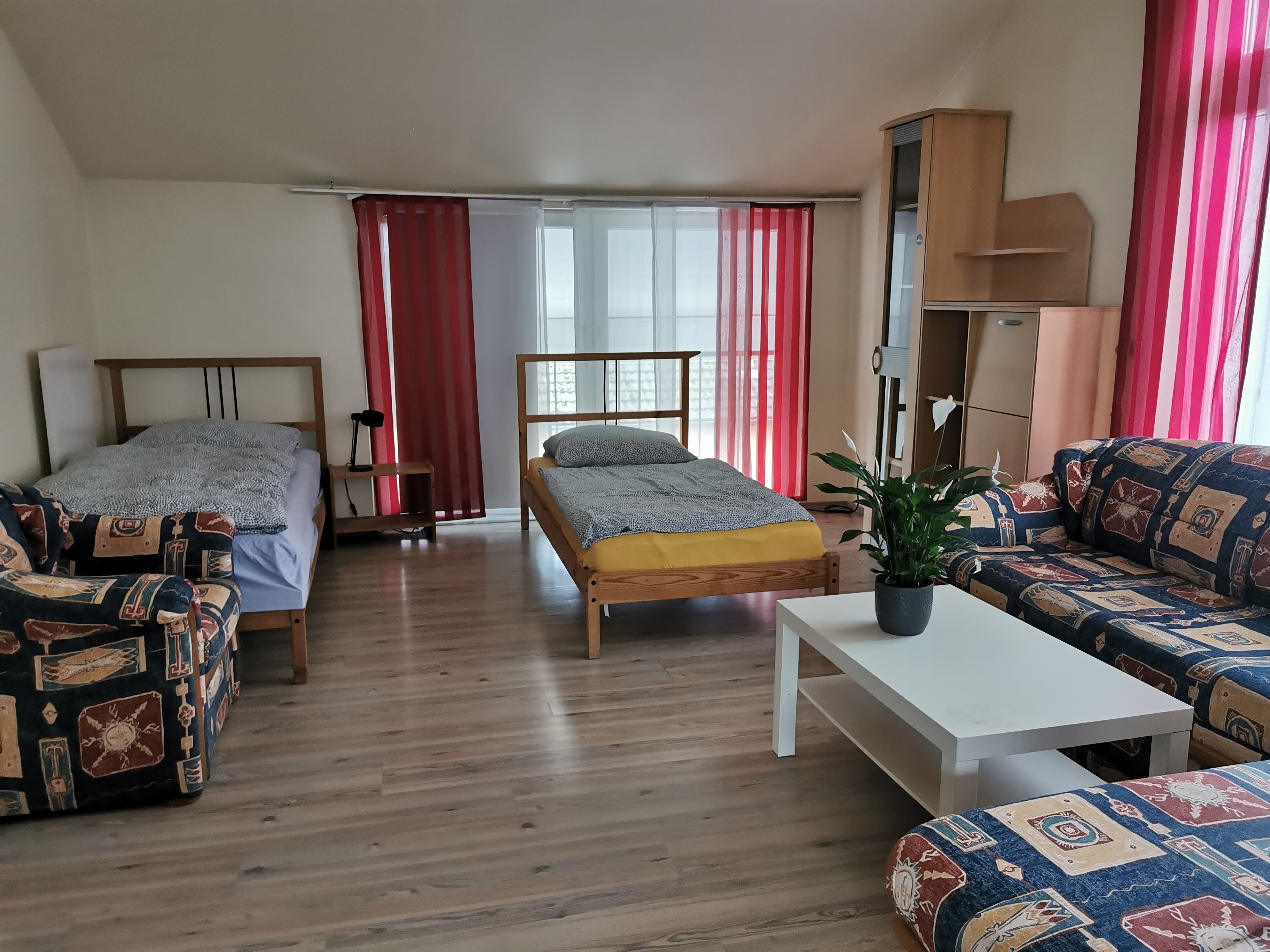 Monteur-Zimmer - Regensburg - Gästehaus Edith (Inh. S. Hawer)