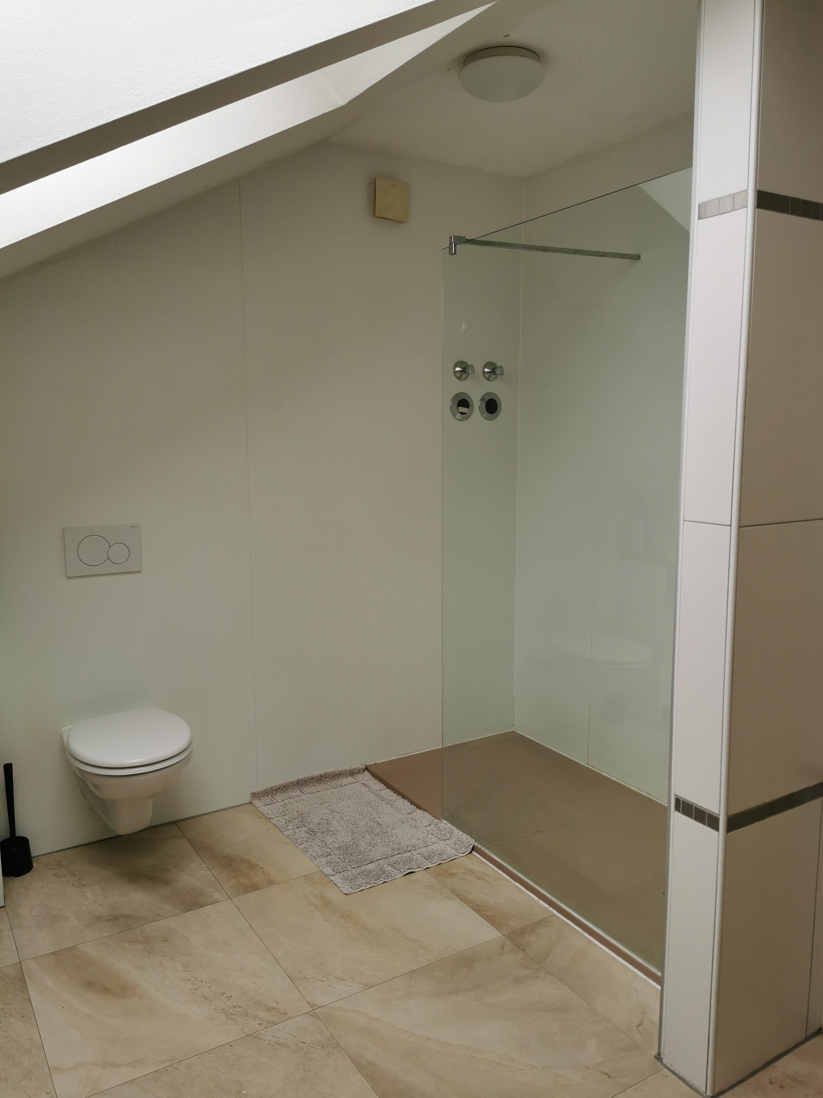 Monteur-Zimmer - Regensburg - Gästehaus Edith (Inh. S. Hawer)