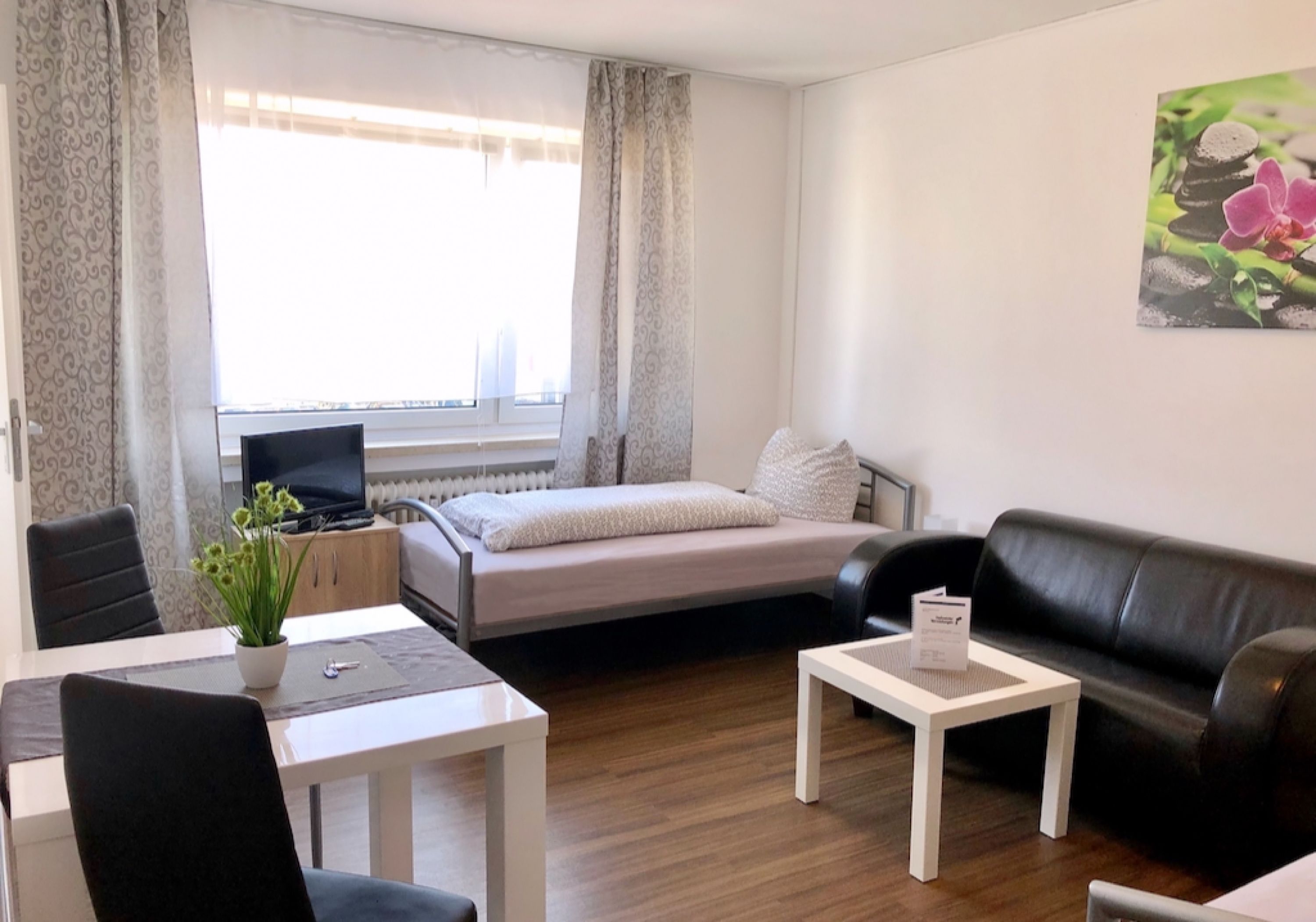 Monteur-Zimmer - Regensburg - Hofmeister Vermietungen GmbH