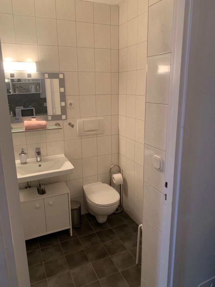 Monteur-Zimmer - Regensburg - Wohnen auf kurze Zeit (Appartements, Zimmer, Wohnungen) auch für größere Gruppen!!