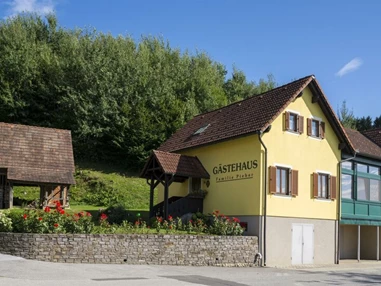 MonteurZimmer: Gästehaus Pieber
