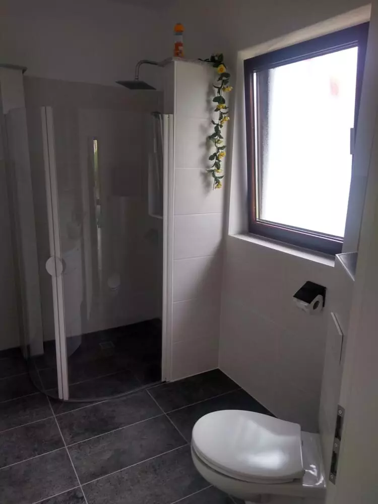 Monteur-Zimmer - Regensburg - Monteurzimmer, Wohnung, möbliert, Einzel. Doppel. Raum Regensburg