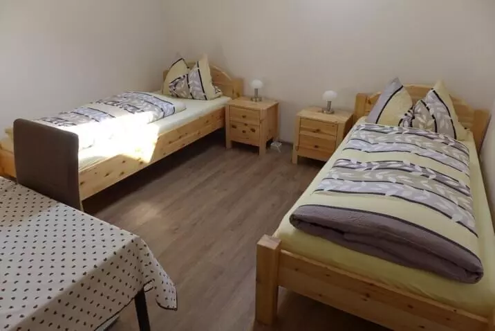 Monteur-Zimmer - Regensburg - Ferienwohnung Helga Hamperl