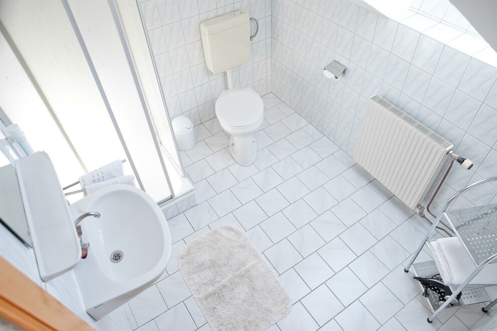 Monteur-Zimmer - Zimmerarten: Doppelzimmer - Steiermark - Badezimmer - Gästehaus Gigler