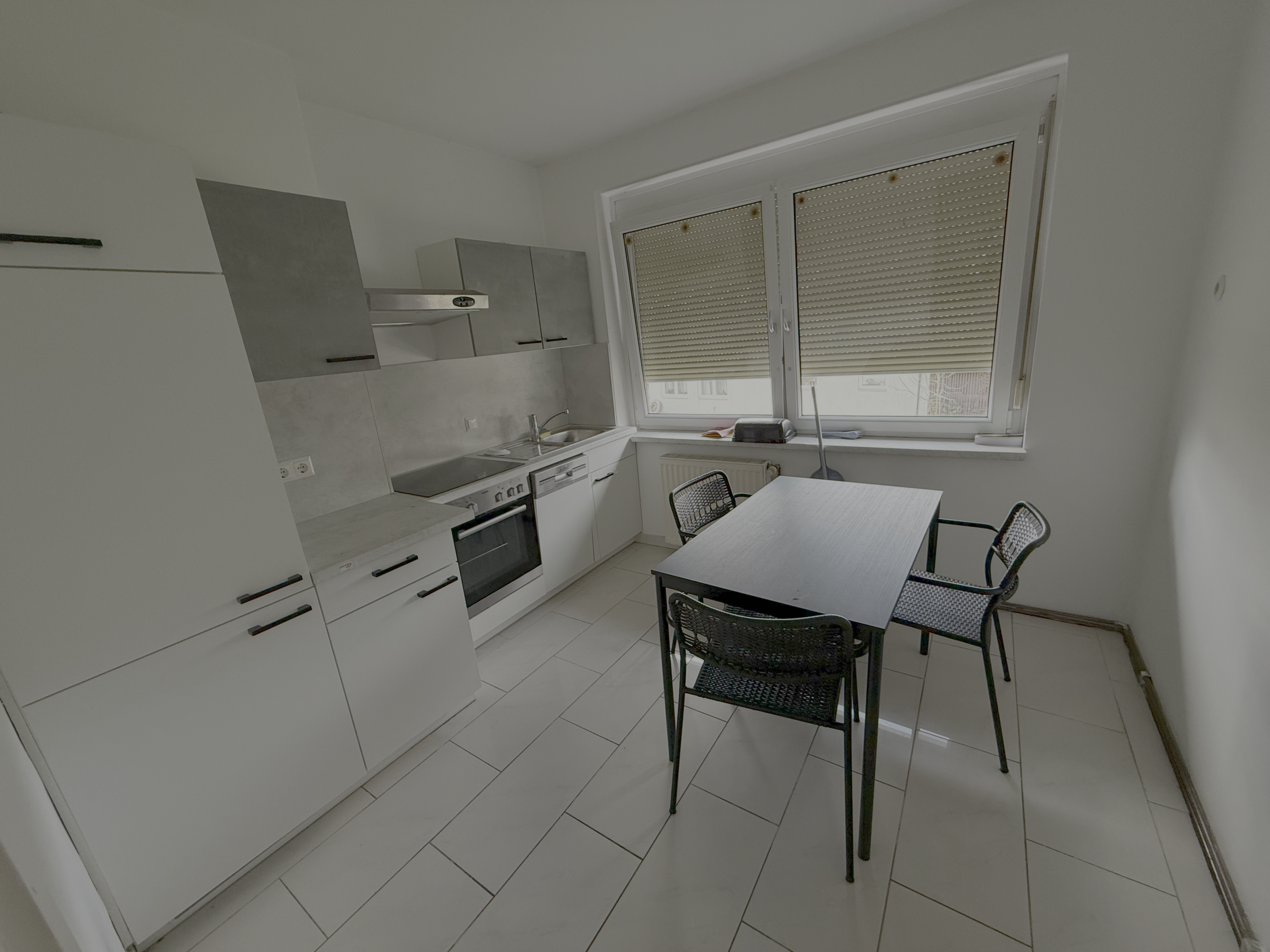 Monteur-Zimmer - Waschmaschine - Küche - Monteur-Arbeiter Wohnung in Gewerbe-und Industriegebiet Nähe