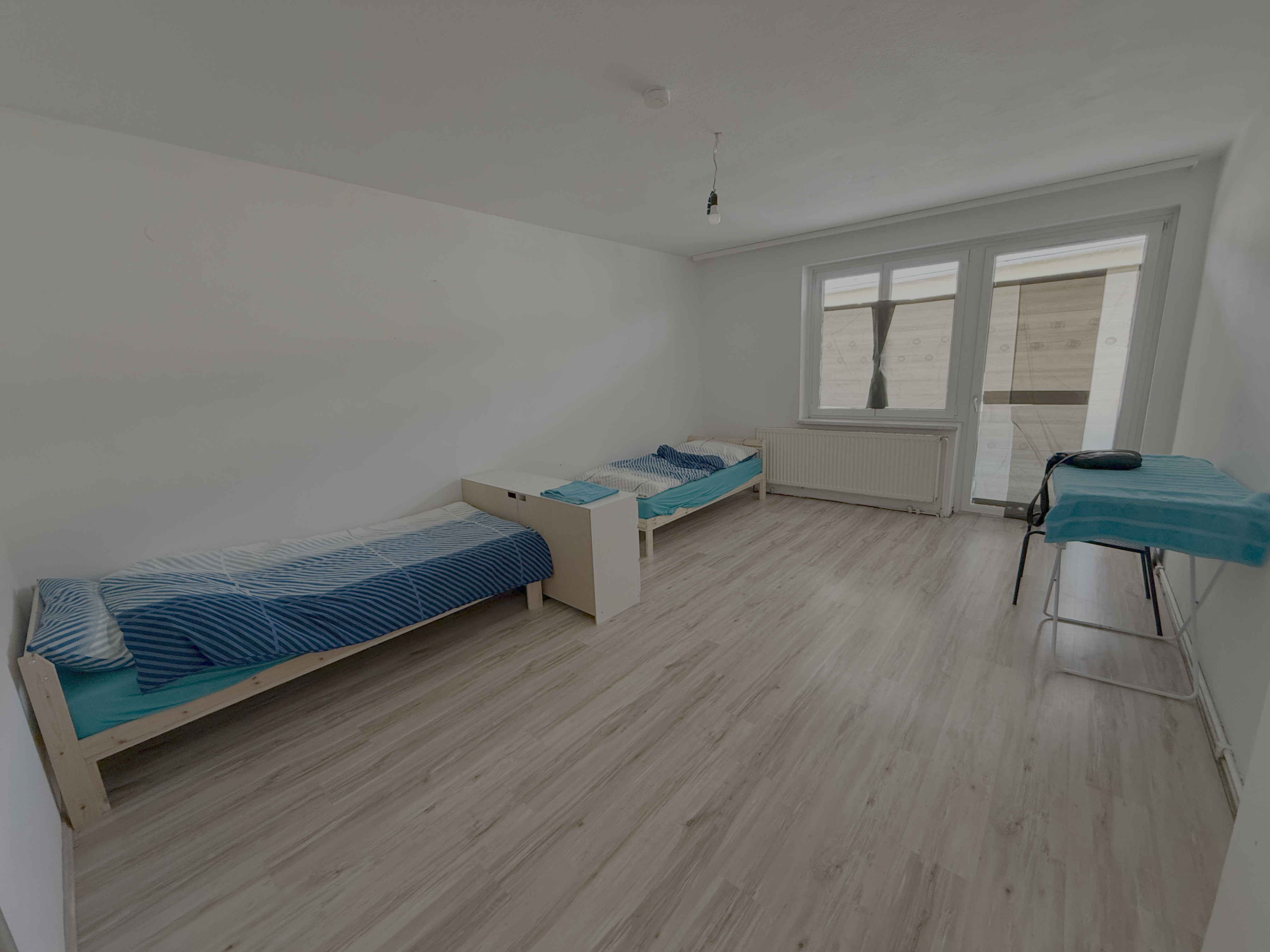 MonteurZimmer: Zimmer 2 - Monteur-Arbeiter Wohnung in Gewerbe-und Industriegebiet Nähe