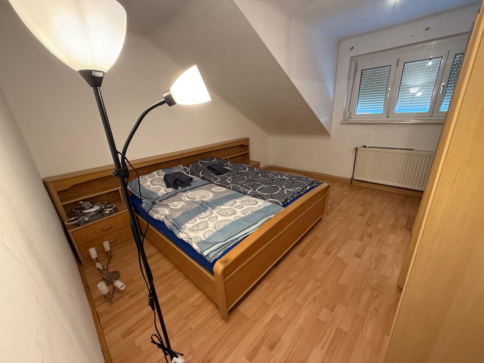 MonteurZimmer: Zimmer - Monteur-Arbeiter Wohnung in Gewerbe-und Industriegebiet Nähe