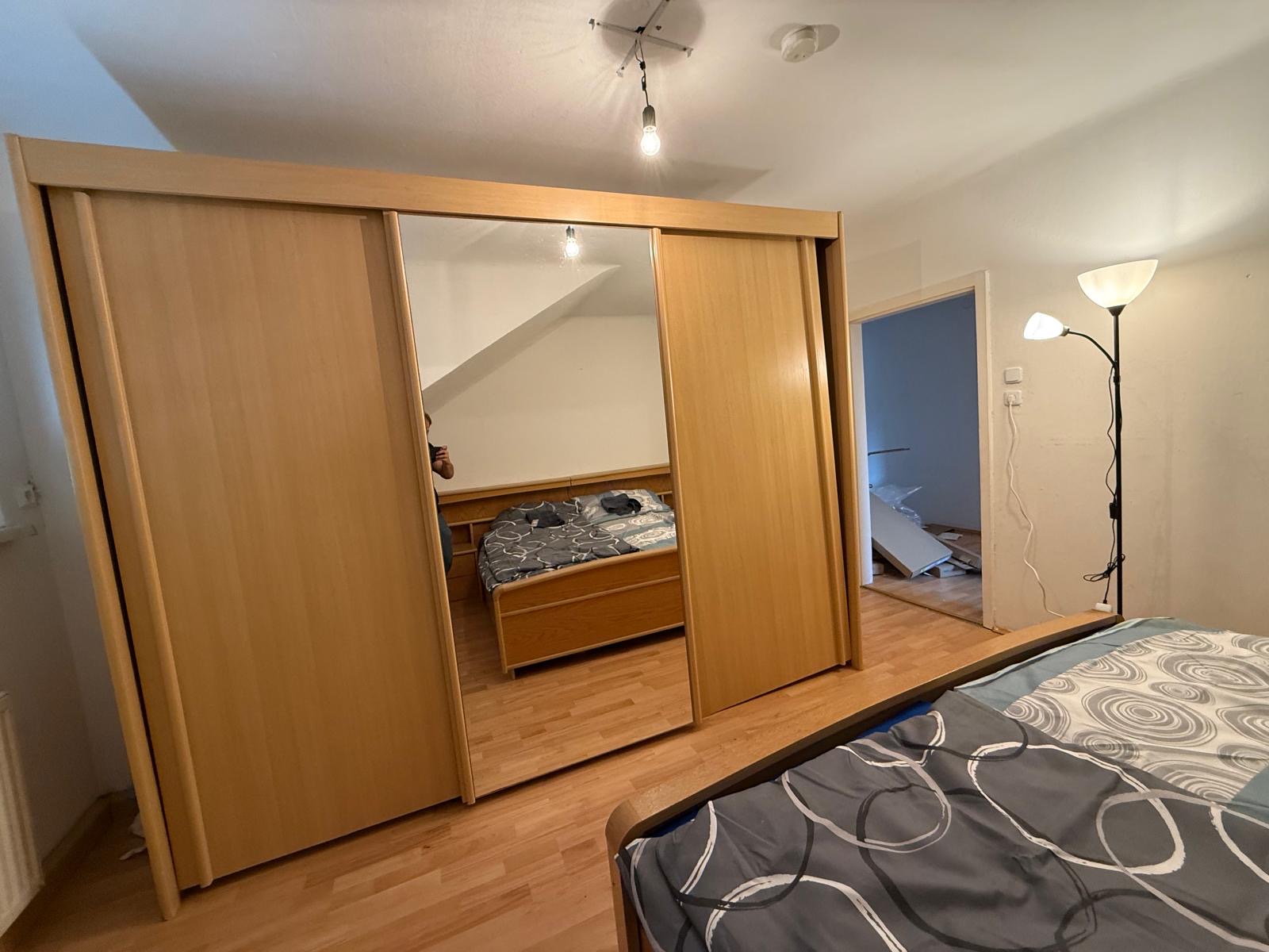 MonteurZimmer: Zimmer - Monteur-Arbeiter Wohnung in Gewerbe-und Industriegebiet Nähe