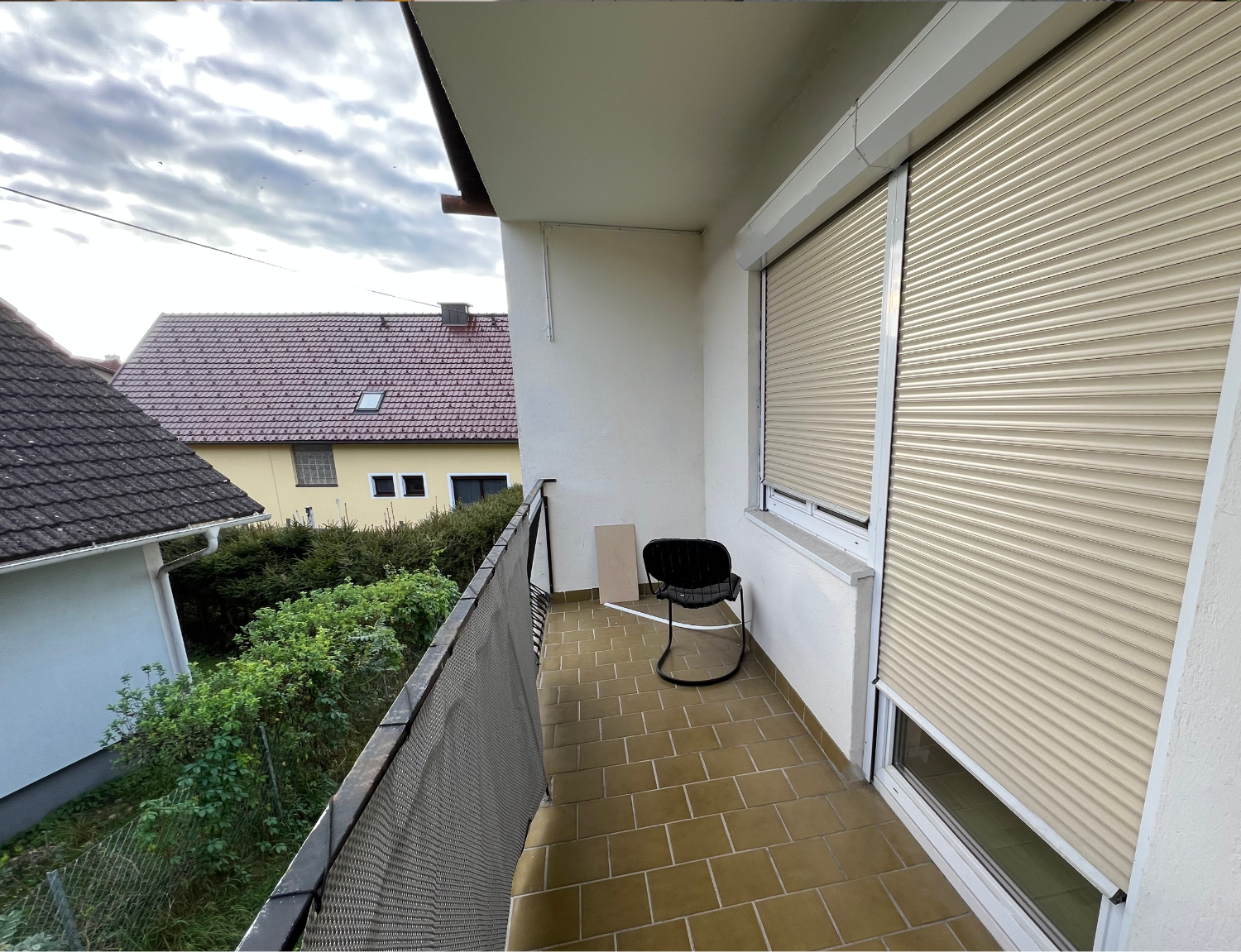 MonteurZimmer: Balkon - Monteur-Arbeiter Wohnung in Gewerbe-und Industriegebiet Nähe