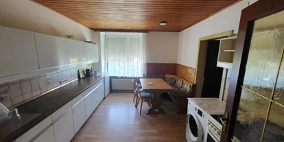 Monteur-Zimmer - Küche - Österreich - Monteurwohnung für 7-8 Personen