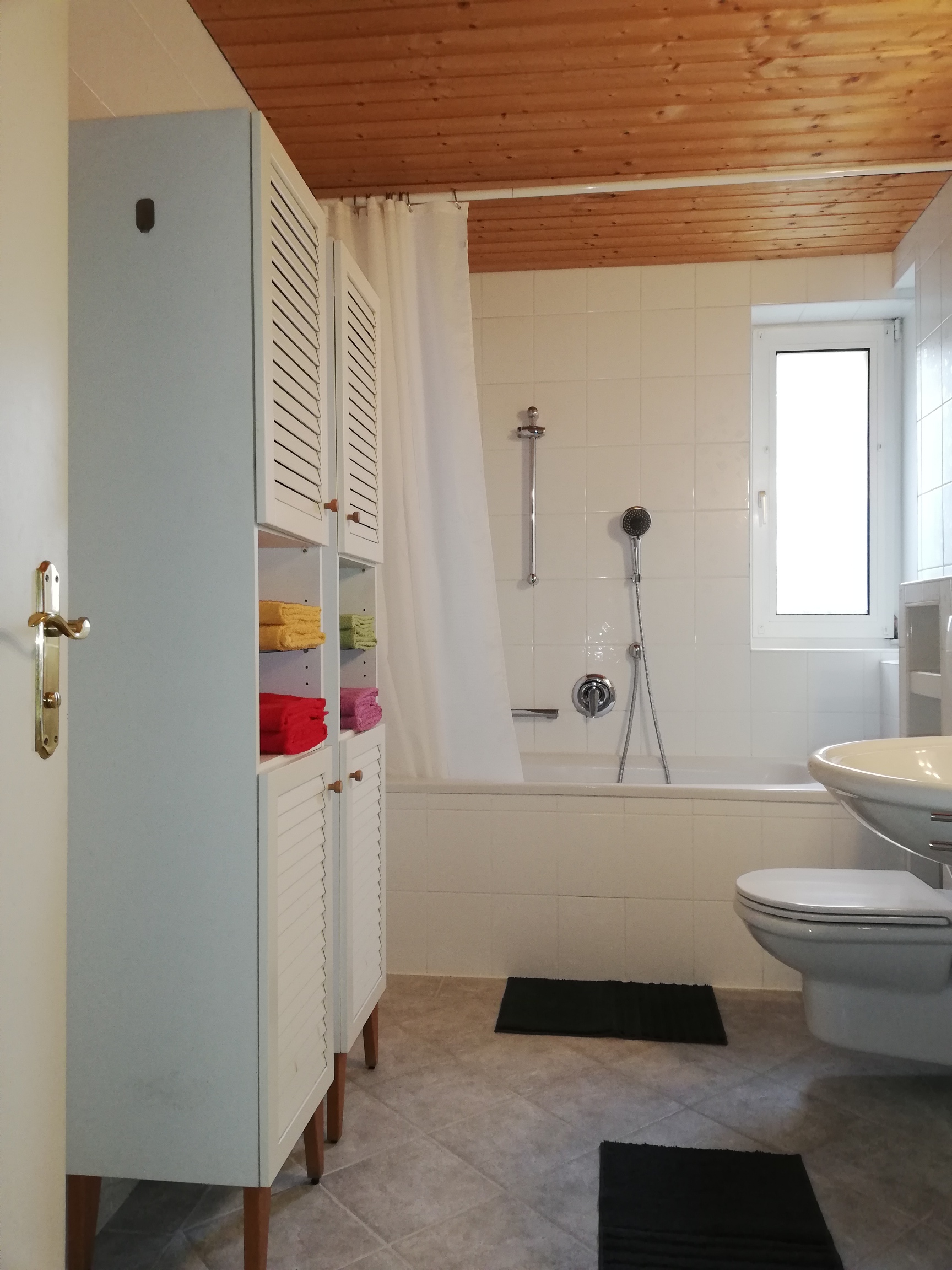 MonteurZimmer: Ganze Monteurwohnung-Linz