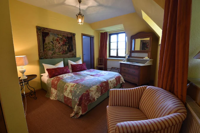 Monteur-Zimmer - Dresden - Pension zur königlichen Ausspanne