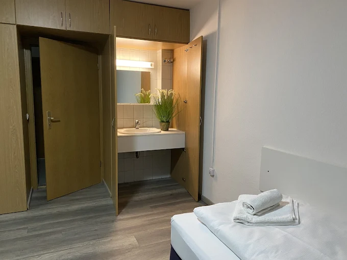 Monteur-Zimmer - Dresden - Hostel 47 - Einzelzimmer/ Monteurunterkunft Nähe Dresden