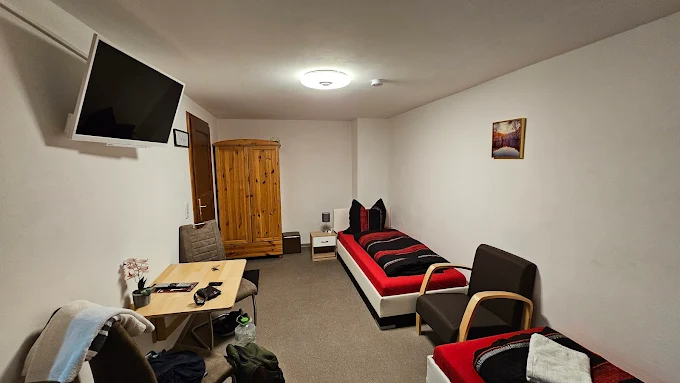 Monteur-Zimmer - Dresden - Zimmervermietung Abir