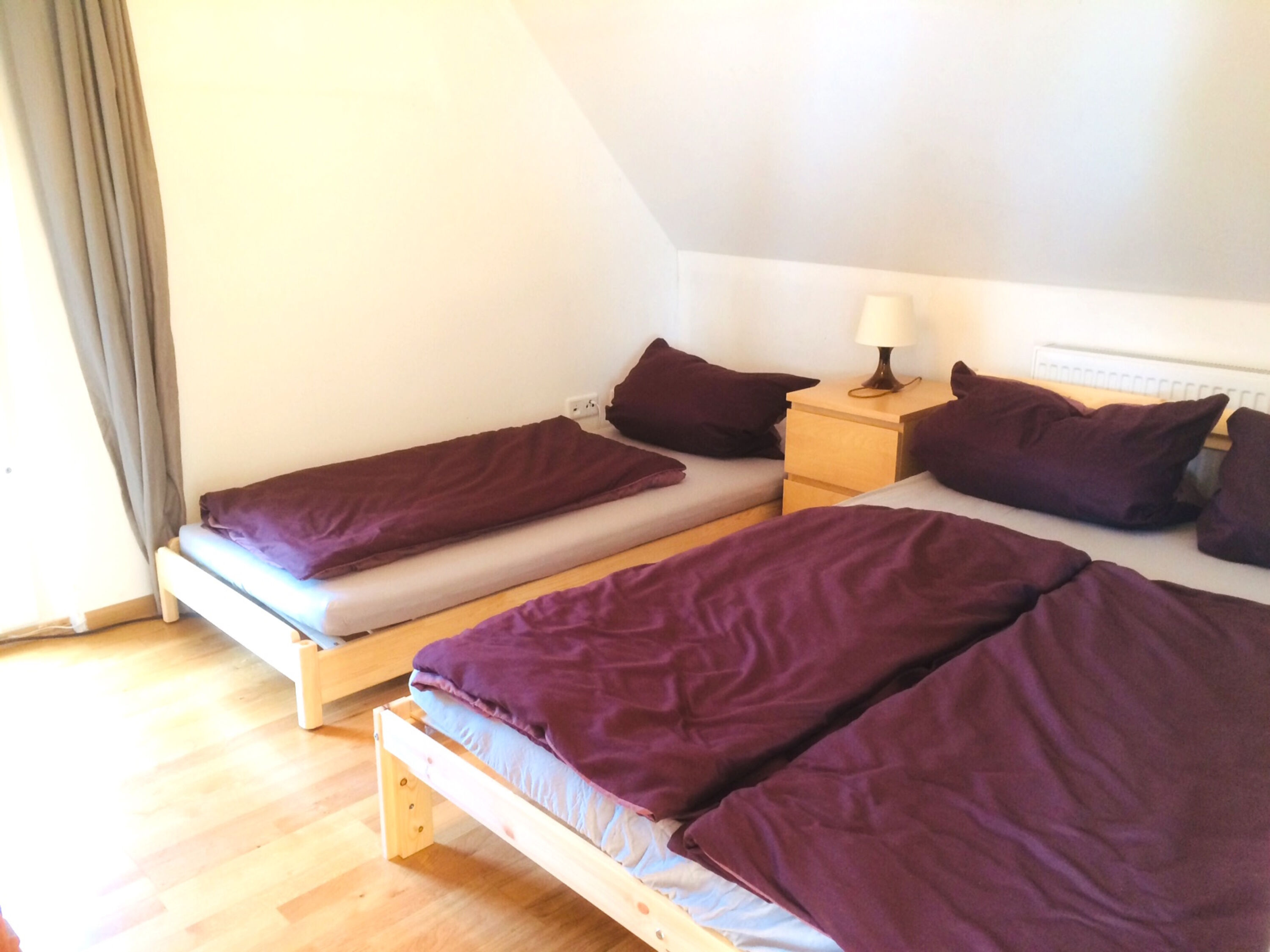 MonteurZimmer: Haus im Grünen