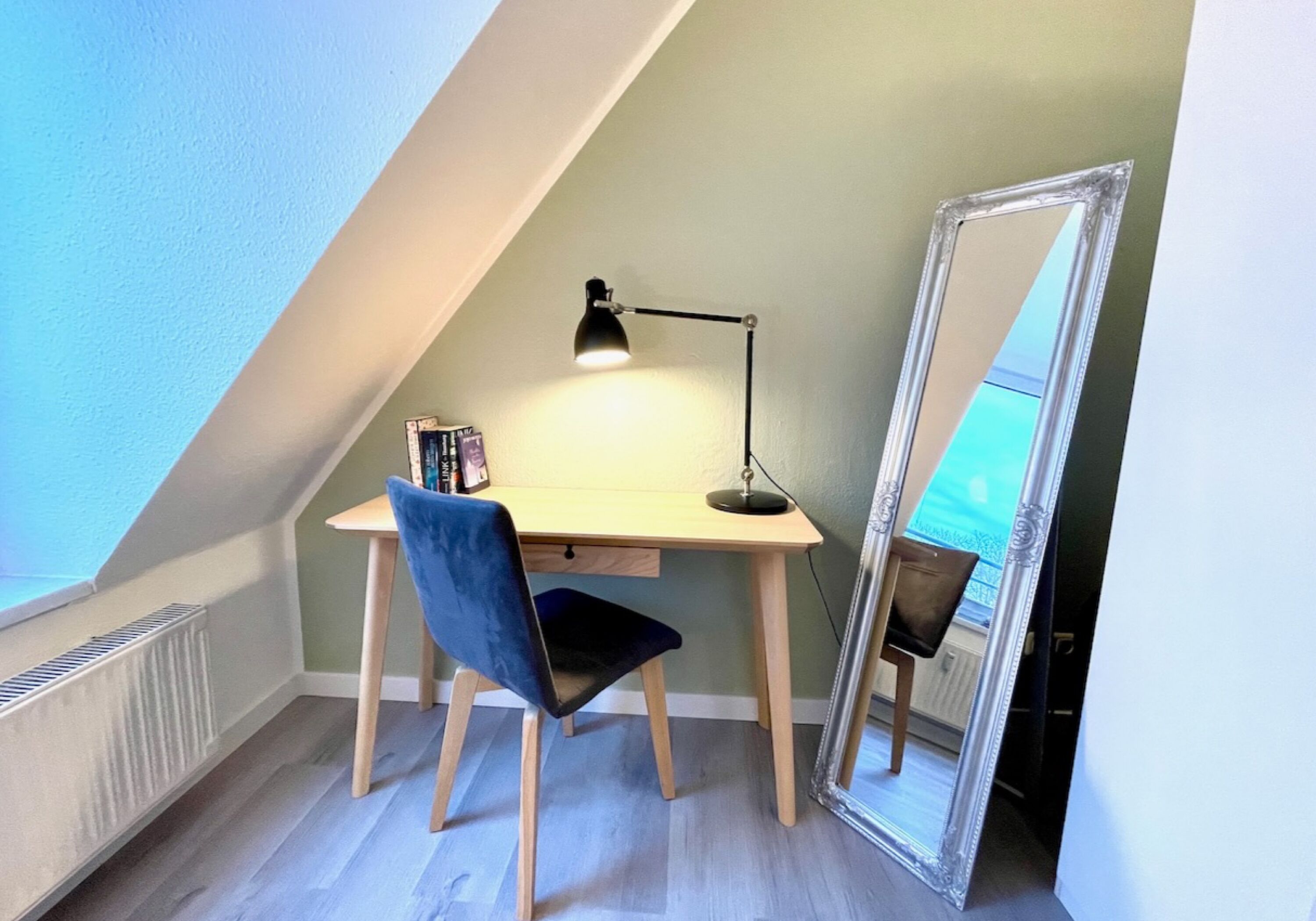 MonteurZimmer: Wunderschön Wohnen im Apartment Zschachwitz in ruhiger Lage