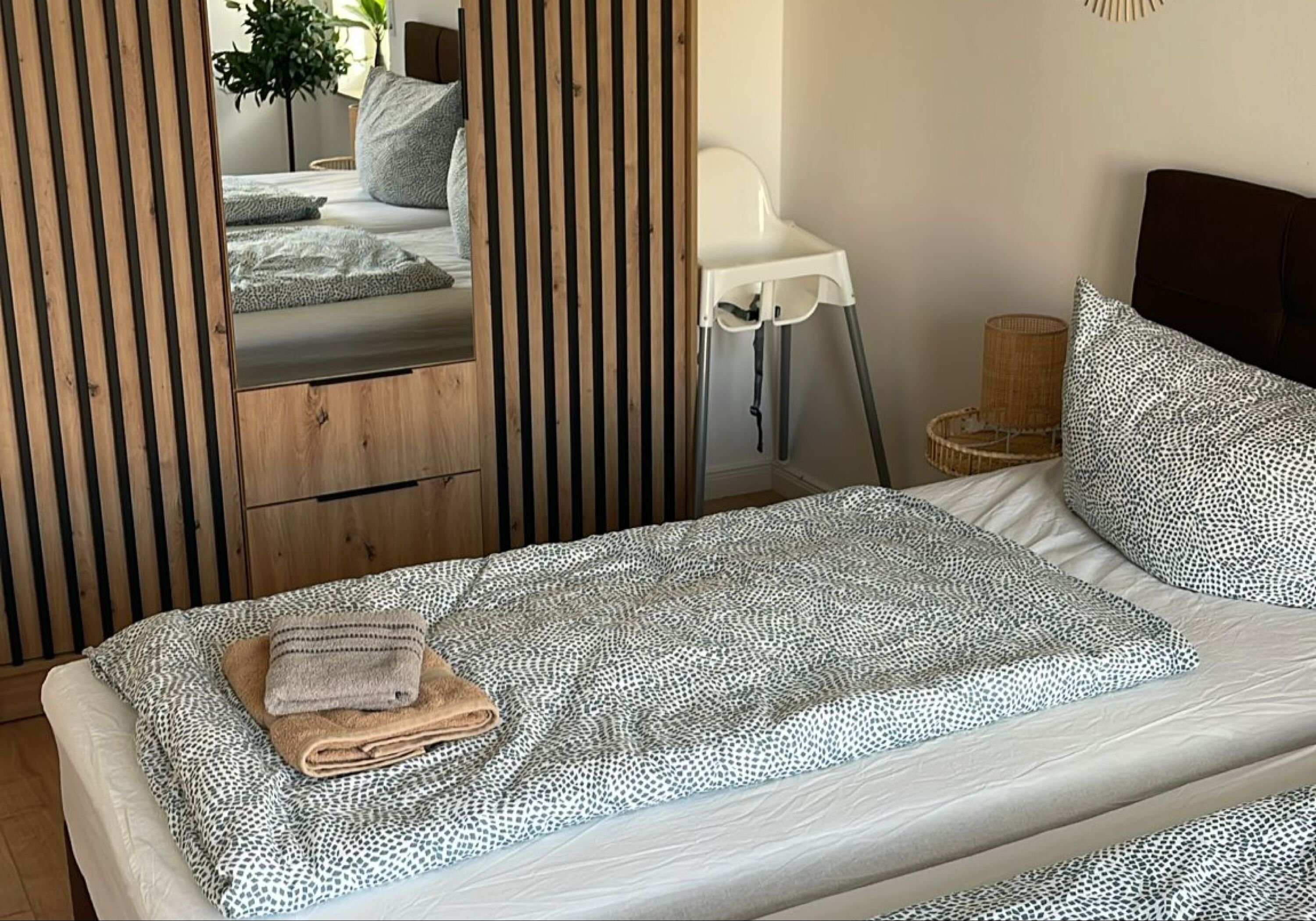 MonteurZimmer: ZIMMERPOOL - Monteurzimmer Dresden