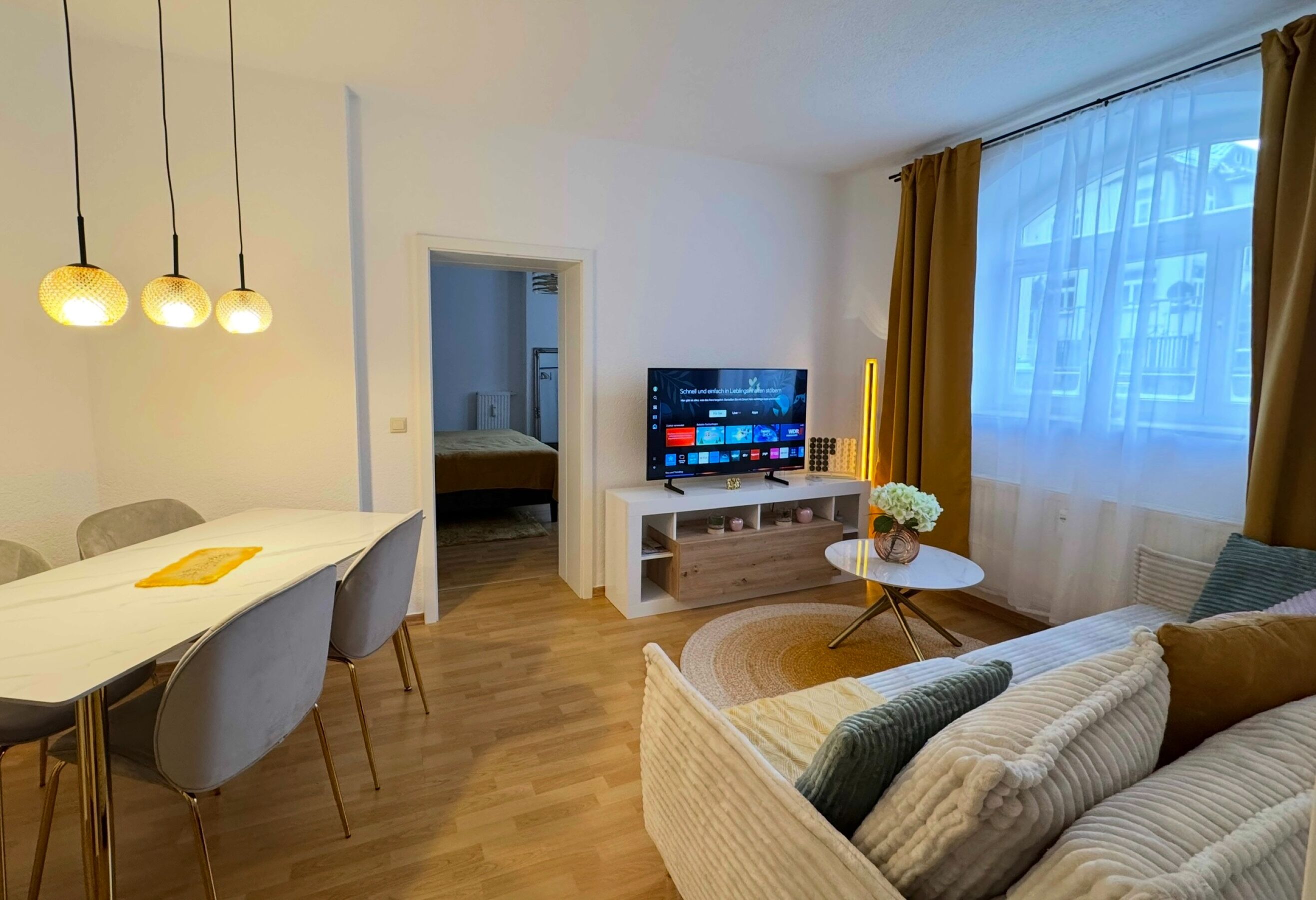 MonteurZimmer: Top Apartment Dresden *Vollausstattung* Nähe A4-Flughafen