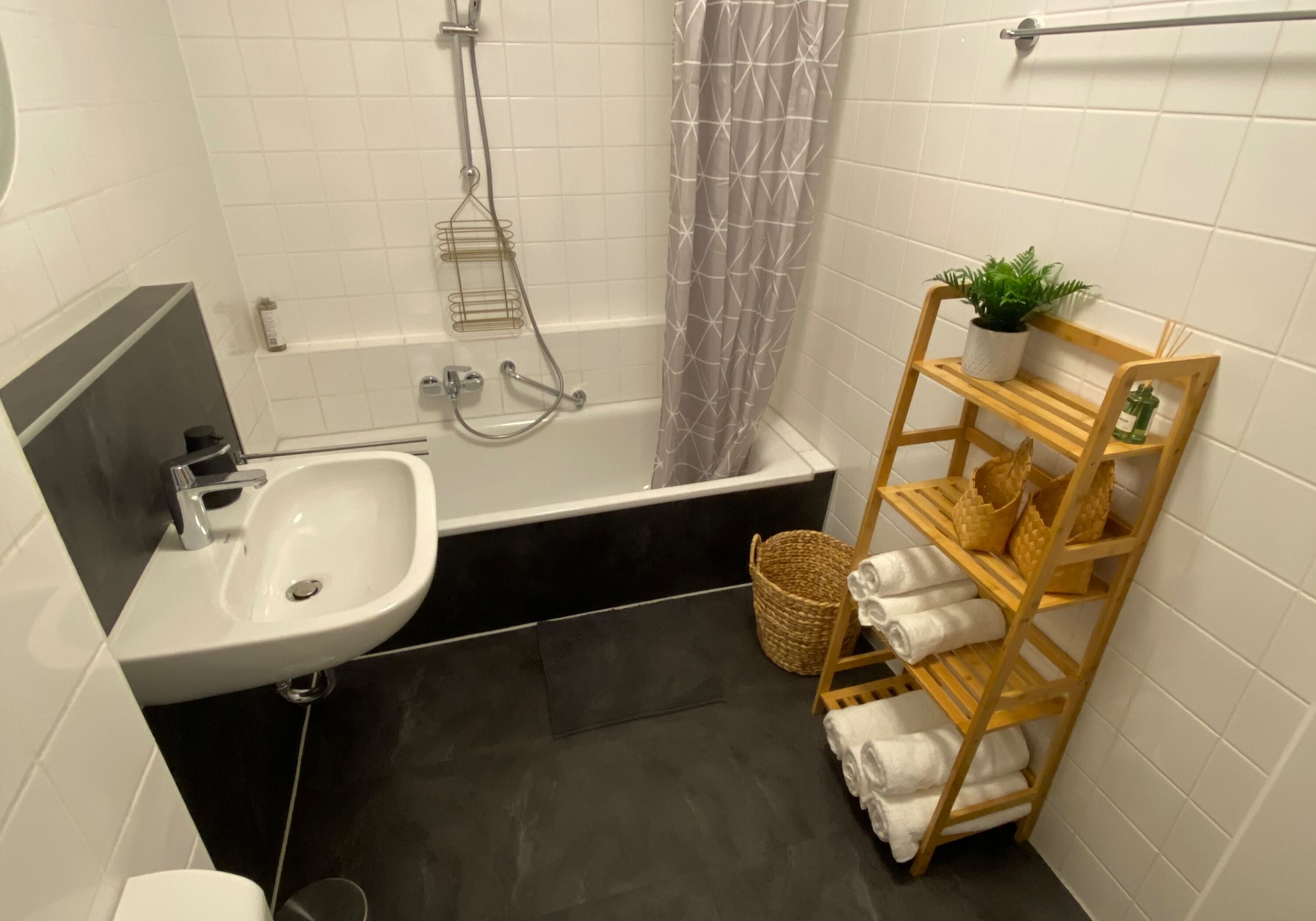 Monteur-Zimmer - Dresden - Studio mit Balkon in Dresden Prolis